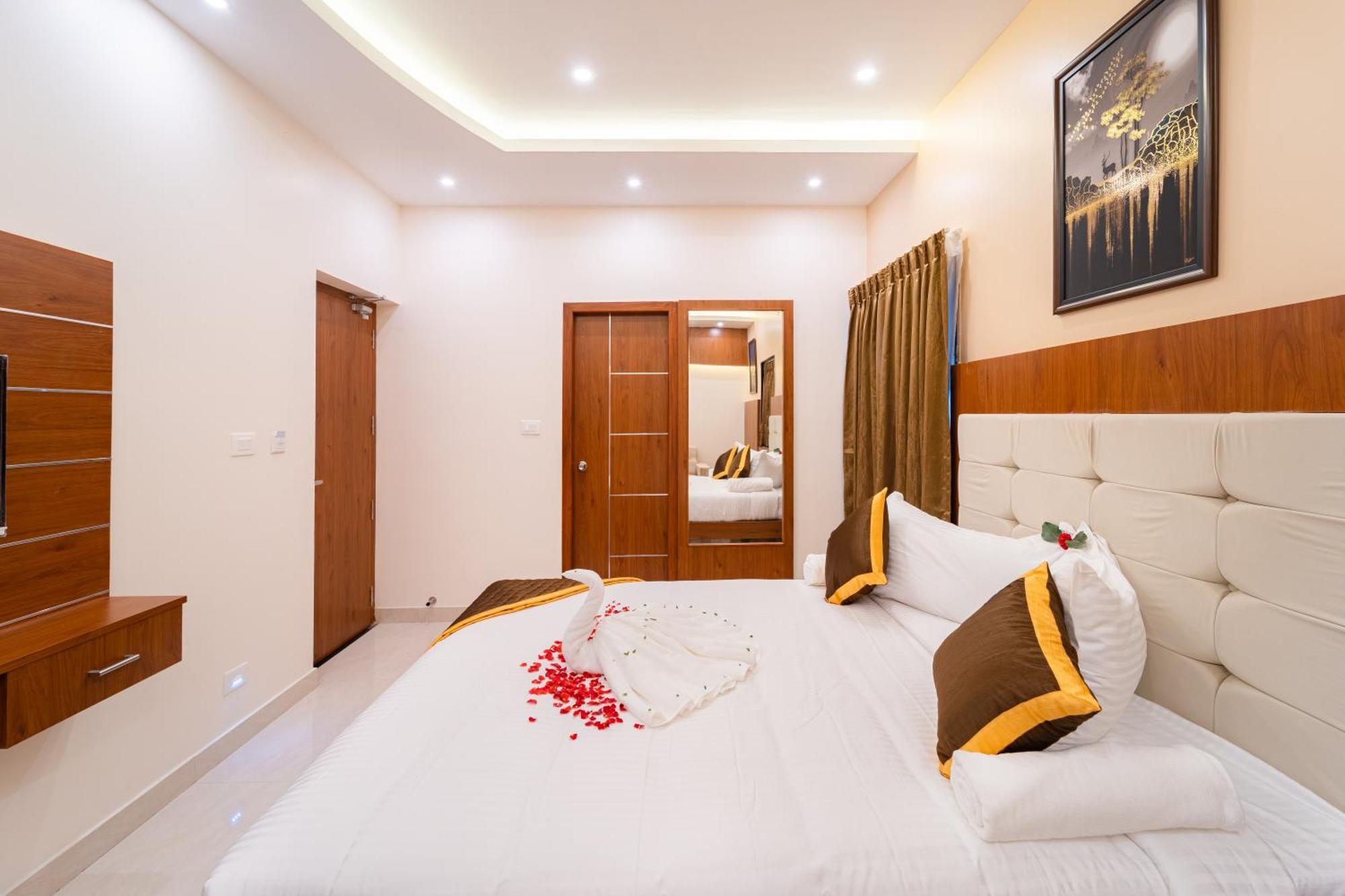 Welcome Grand Residency Puducherry Buitenkant foto