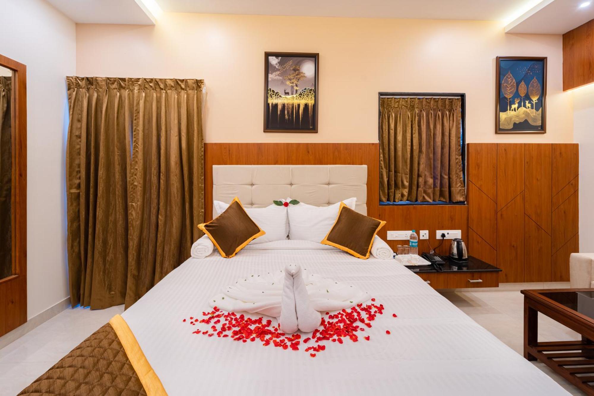 Welcome Grand Residency Puducherry Buitenkant foto