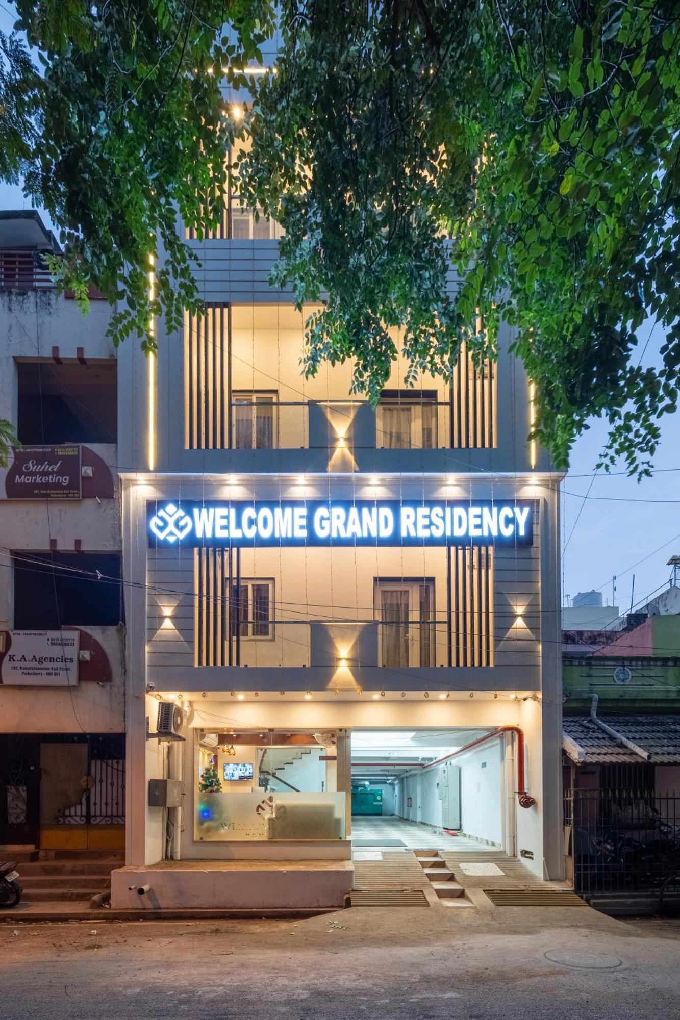 Welcome Grand Residency Puducherry Buitenkant foto